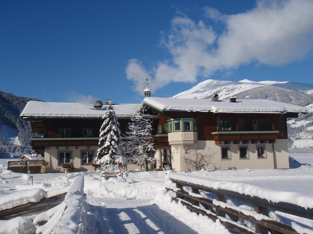 Gasthof Schuetthof Neukirchen am Großvenediger Buitenkant foto